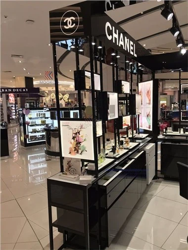 Taispeántas Taispeána Cosmaideacha Chanel SAM